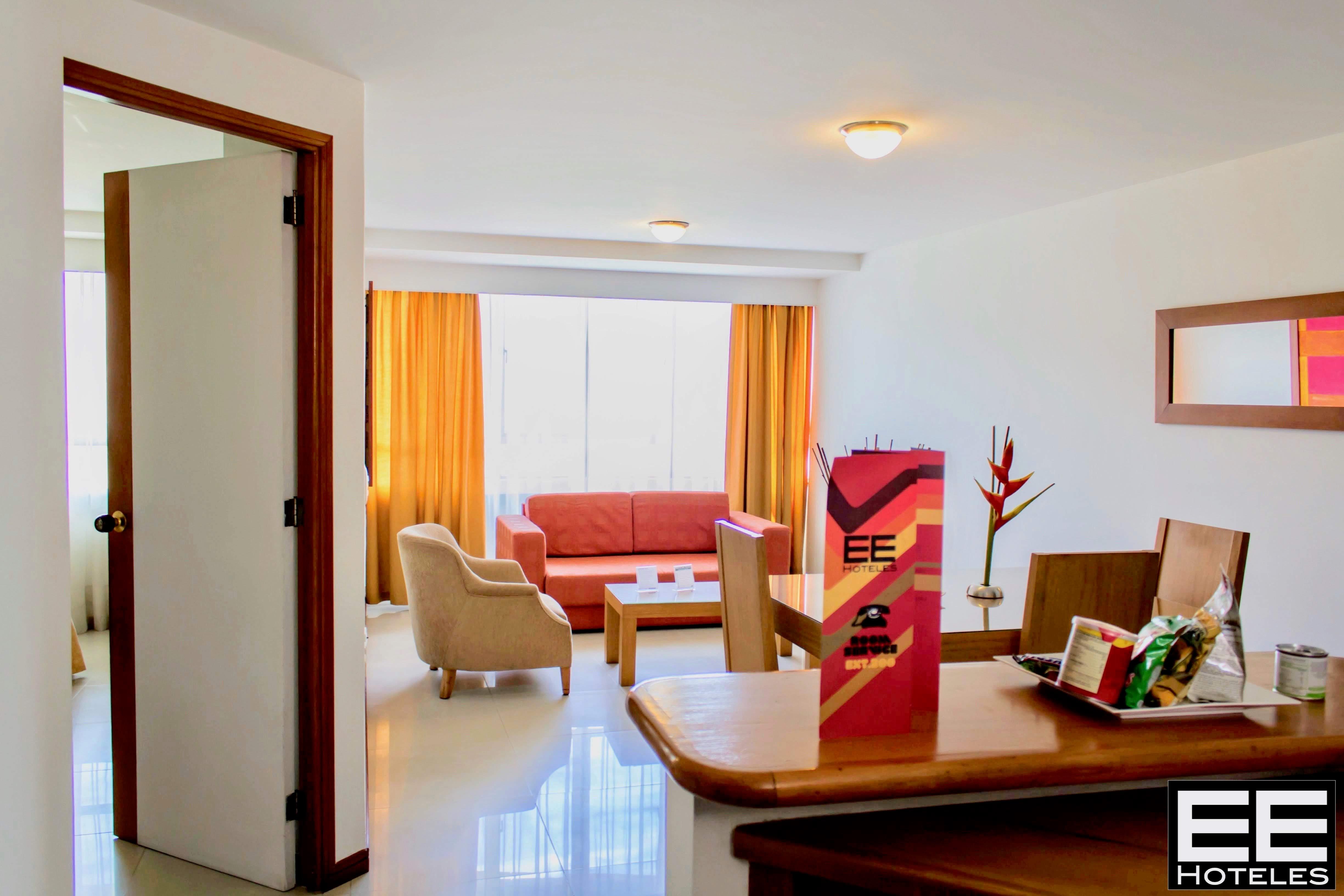 Portal Del Rodeo Apartahotel เมเดยิน ภายนอก รูปภาพ