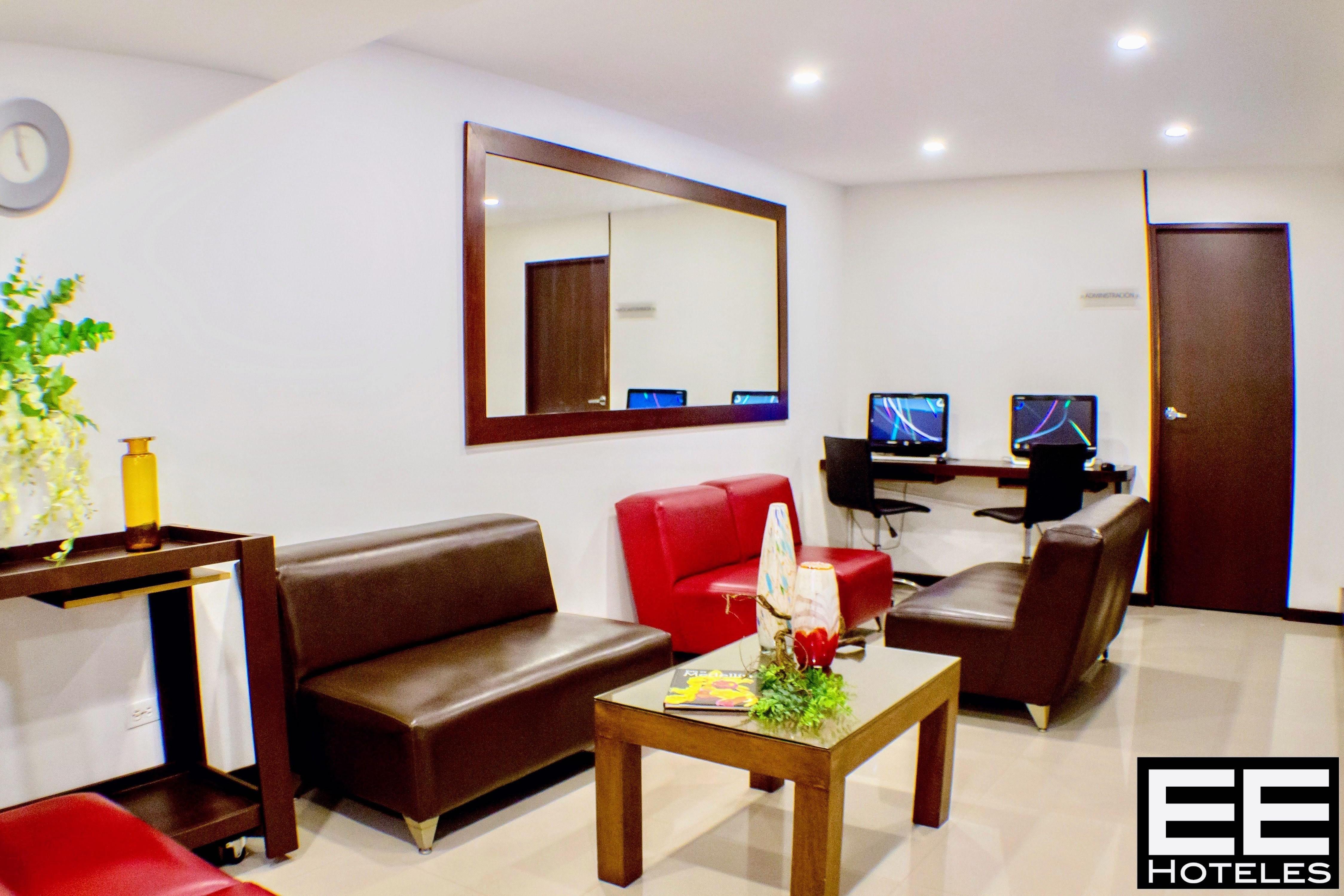 Portal Del Rodeo Apartahotel เมเดยิน ภายนอก รูปภาพ