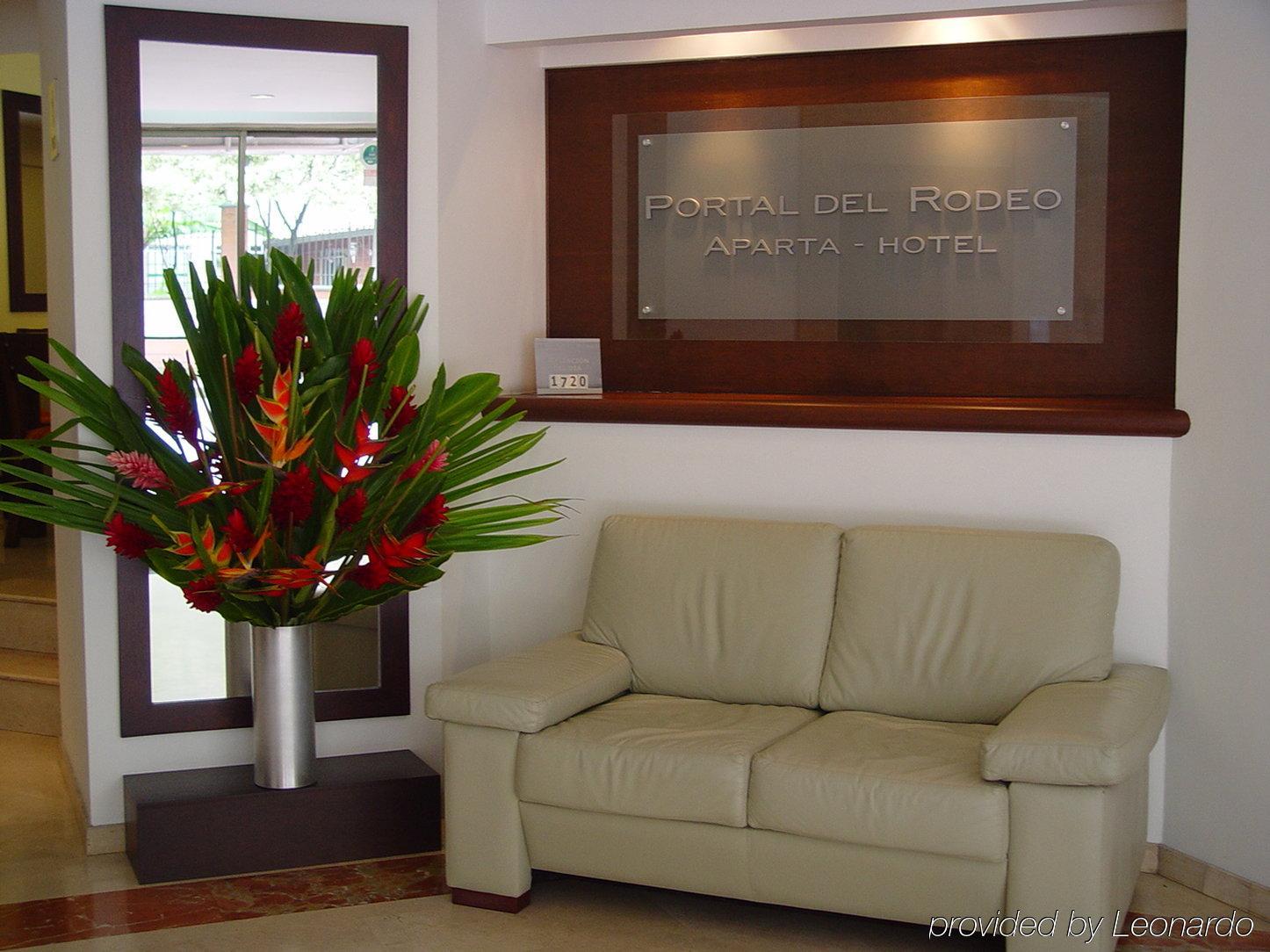 Portal Del Rodeo Apartahotel เมเดยิน ภายนอก รูปภาพ