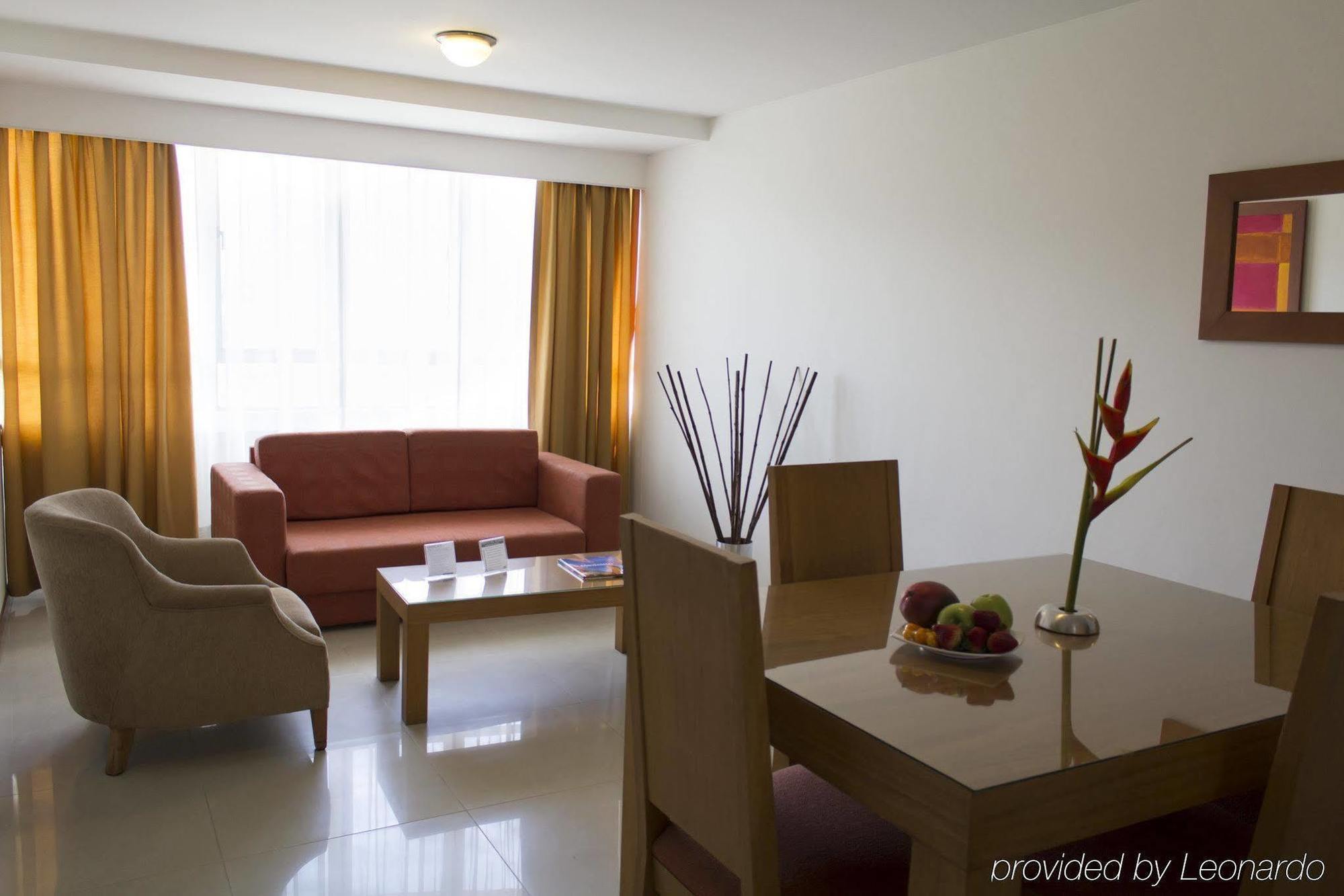 Portal Del Rodeo Apartahotel เมเดยิน ภายนอก รูปภาพ