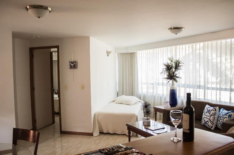 Portal Del Rodeo Apartahotel เมเดยิน ภายนอก รูปภาพ